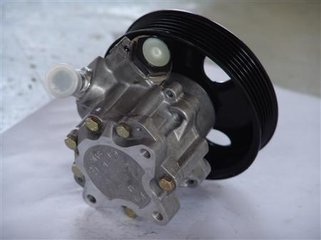 汽車轉向助力泵多少錢？一文讀懂液壓動力機械的核心與維修成本
